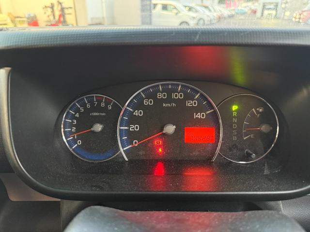 ムーヴコンテ Ｘ　リミテッド　車検２年　アイドリングストップ　電動格納ドアミラー　セキュリティアラーム　キーレスエントリー　ベンチシート　ベンチシート　オートエアコン　純正ナビ　パワーウインドウ　軽自動車　保証あり（14枚目）