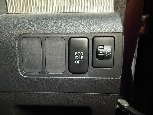 ムーヴコンテ Ｘ　リミテッド　車検２年　アイドリングストップ　電動格納ドアミラー　セキュリティアラーム　キーレスエントリー　ベンチシート　ベンチシート　オートエアコン　純正ナビ　パワーウインドウ　軽自動車　保証あり（16枚目）