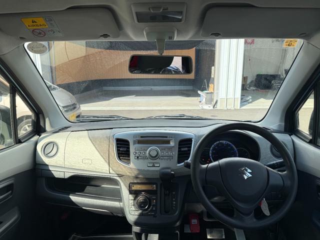 ワゴンＲ ＦＸ　車検２年　アイドリングストップ　電動格納ドアミラー　セキュリティアラーム　純正ＣＤオーディオ　シートヒーター　キーレスエントリー　オートエアコン　パワーウインドウ　ベンチシート　保証あり（12枚目）