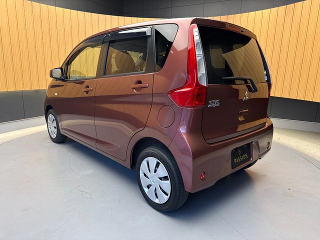 ｅＫワゴン Ｅ　ｅ－アシスト　車検２年　衝突被害軽減ブレーキ　キーレスエントリー　カロッツェリアナビ　電動格納ドアミラー　ベンチシート　横滑り防止機能　オートエアコン　パワーウインドウ　軽自動車　保証あり（10枚目）