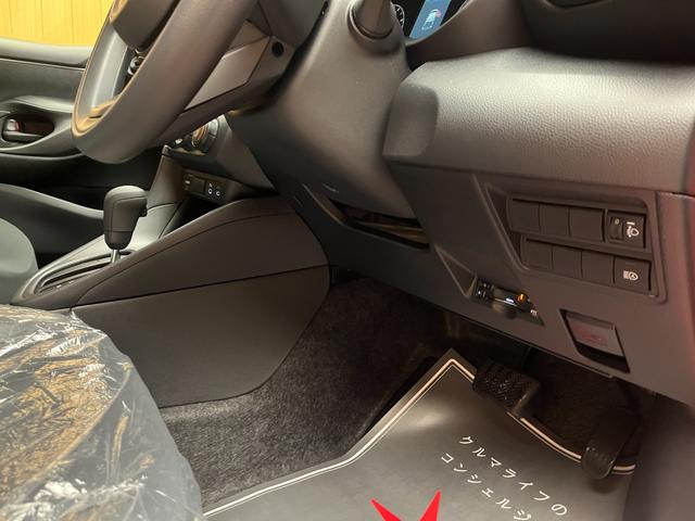 ヤリス X 登録済未使用車 ディスプレイオーディオ ETC バックカメラ 衝突軽減ブレーキ オートライト USB接続 オートハイビーム Bluetooth ステアリングスイッチ LEDライト バックカメラ(22枚目)