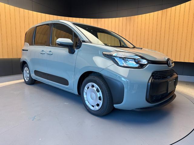 シエンタ ハイブリッドX 登録済未使用車 片側電動スライドドア 衝突被害軽減ブレーキ コーナーセンサー スマートキー アダクティブクルーズコントロール LEDヘッドライト 電動格納ドアミラー オートエアコン 3列シート7人乗り(7枚目)