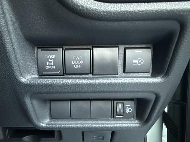 シエンタ ハイブリッドX 登録済未使用車 片側電動スライドドア 衝突被害軽減ブレーキ コーナーセンサー スマートキー アダクティブクルーズコントロール LEDヘッドライト 電動格納ドアミラー オートエアコン 3列シート7人乗り(16枚目)