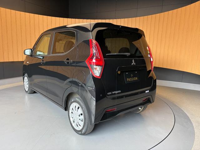 ｅＫワゴン Ｍ　車検２年　衝突被害軽減ブレーキ　コーナーセンサー　キーレスエントリー　ＣＤオーディオ　アイドリングストップ　ベンチシート　シートヒーター　マニュアルエアコン　パワーウイドウ　軽自動車　保証あり（10枚目）