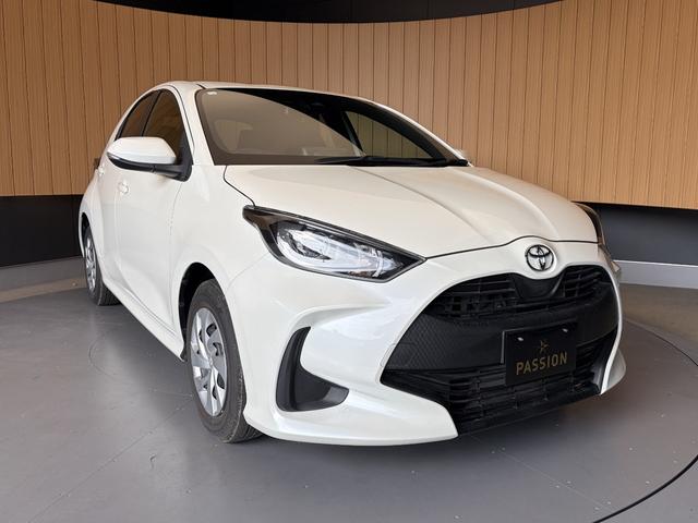 ヤリス X 車検2年 衝突被害軽減ブレーキ スマートキー LEDヘッドライト ディスプレイオーディオ ETC バックカメラ LEDヘッドライト 横滑り防止機能 マニュアルエアコン パワーウインドウ 保証あり(7枚目)