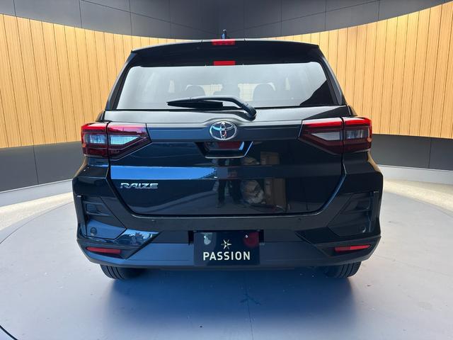 ライズ Ｘ　登録済未使用車　ナビレディパッケージ　衝突被害軽減ブレーキ　コーナーセンサー　スマートキー　アイドリングストップ　バックカメラ　電動格納ドアミラー　横滑り防止機能　パワーウインドウ　ＬＥＤヘッドライト（9枚目）