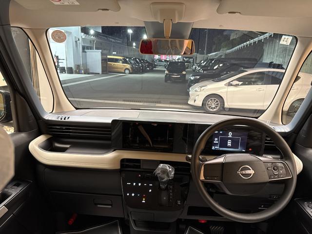 ルークス Ｘ　新型　届出済未使用車　片側電動スライドドア　衝突被害軽減ブレーキ　コーナーセンサー　スマートキー　アイドリングストップ　電動格納ドアミラー　オートエアコン　ＬＥＤヘッドライト　ベンチシート（12枚目）