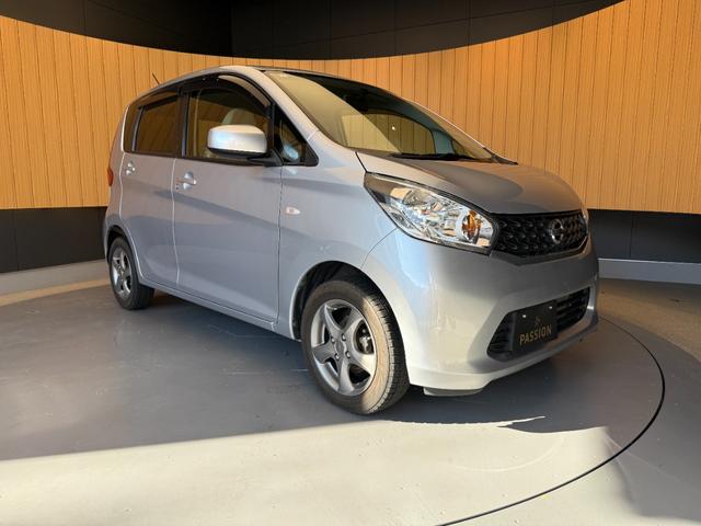 デイズ Ｊ　車検８年７月　電動格納ドアミラー　ＣＤオーディオ　キーレスエントリー　ベンチシート　マニュアルエアコン　パワーウインドウ　光軸調整機能　社外アルミホイール　軽自動車　保証あり（7枚目）