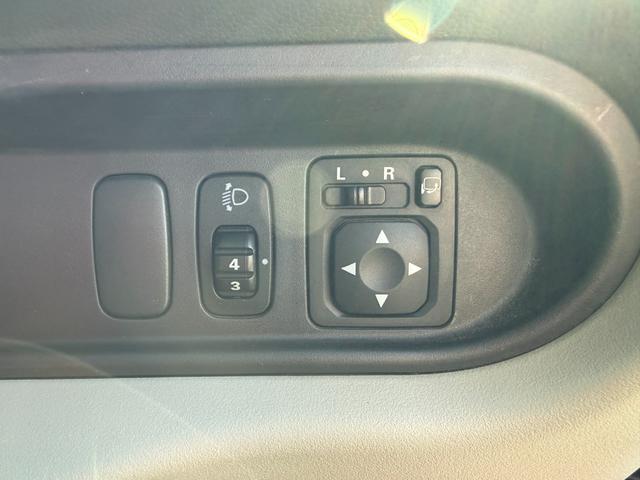 アイ ビバーチェ　車検２年　バックカメラ　スマートキー　電動格納ドアミラー　アルミホイール　マニュアルエアコン　パワーウインドウ　ＥＴＣ　カロッツェリアナビ　ＡＢＳ　軽自動車　保証あり（16枚目）