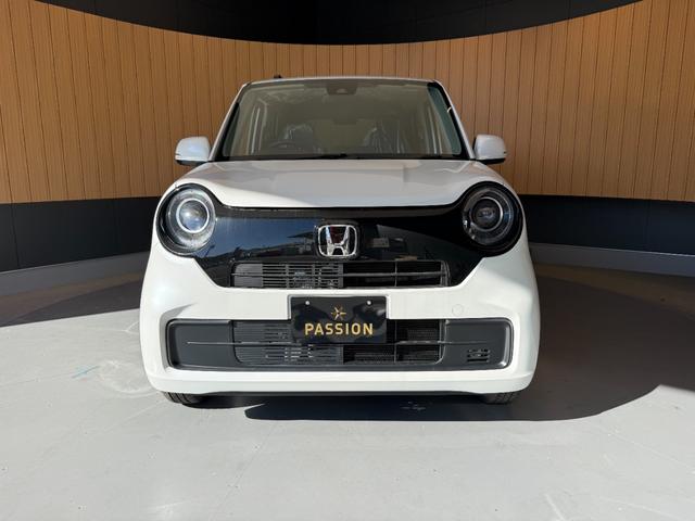 Ｎ－ＯＮＥ オリジナル　届出済未使用車　衝突被害軽減ブレーキ　コーナーセンサー　スマートキー　アダクティブクルーズコントロール　横滑り防止機能　ＬＥＤヘッドライト　アイドリングストップ　バックカメラ　電動格納ドアミラー（6枚目）