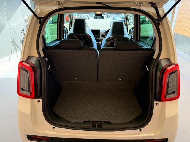 Ｎ－ＯＮＥ オリジナル　届出済未使用車　衝突被害軽減ブレーキ　コーナーセンサー　スマートキー　アダクティブクルーズコントロール　横滑り防止機能　ＬＥＤヘッドライト　アイドリングストップ　バックカメラ　電動格納ドアミラー（11枚目）