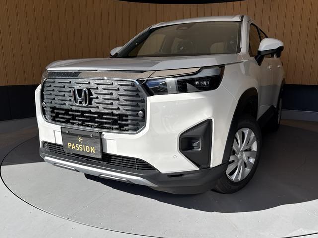 ＷＲ－Ｖ Ｘ　登録済未使用車　衝突被害軽減ブレーキ　コーナーセンサー　スマートキー　アダクティブクルーズコントロール　ＬＥＤヘッドライト　オートエアコン　パワーウインドウ　リアベンチレーション　電動格納ドアミラー（4枚目）