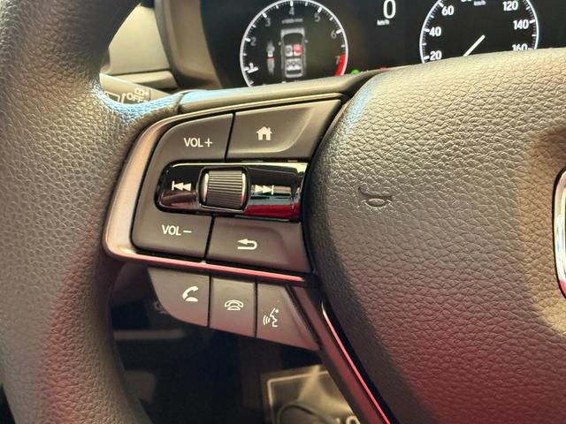 ＷＲ－Ｖ Ｘ　登録済未使用車　衝突被害軽減ブレーキ　コーナーセンサー　スマートキー　アダクティブクルーズコントロール　ＬＥＤヘッドライト　オートエアコン　パワーウインドウ　リアベンチレーション　電動格納ドアミラー（16枚目）