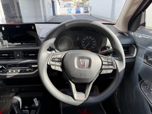 ＷＲ－Ｖ Ｘ　登録済未使用車　衝突被害軽減ブレーキ　コーナーセンサー　スマートキー　アダクティブクルーズコントロール　ＬＥＤヘッドライト　オートエアコン　パワーウインドウ　リアベンチレーション　電動格納ドアミラー（15枚目）