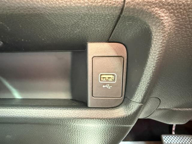 ＷＲ－Ｖ Ｘ　登録済未使用車　衝突被害軽減ブレーキ　コーナーセンサー　スマートキー　アダクティブクルーズコントロール　ＬＥＤヘッドライト　オートエアコン　パワーウインドウ　リアベンチレーション　電動格納ドアミラー（19枚目）