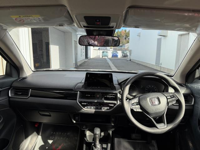 ＷＲ－Ｖ Ｘ　登録済未使用車　衝突被害軽減ブレーキ　コーナーセンサー　スマートキー　アダクティブクルーズコントロール　ＬＥＤヘッドライト　オートエアコン　パワーウインドウ　リアベンチレーション　電動格納ドアミラー（12枚目）