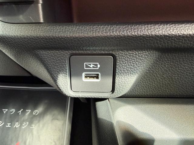 ＷＲ－Ｖ Ｘ　登録済未使用車　衝突被害軽減ブレーキ　コーナーセンサー　スマートキー　アダクティブクルーズコントロール　ＬＥＤヘッドライト　オートエアコン　パワーウインドウ　リアベンチレーション　電動格納ドアミラー（19枚目）