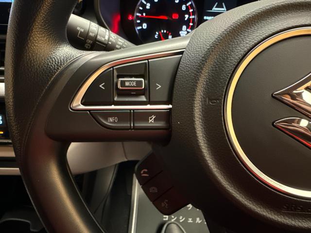 スイフト ハイブリッドＭＸ　登録済未使用車　全方位モニター付メモリーナビ　衝突被害軽減ブレーキ　コーナーセンサー　スマートキー　シートヒーター　アダクティブクルーズコントロール　横滑り防止機能　ＬＥＤヘッドライト　オートエアコン（16枚目）