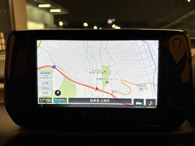 スイフト ハイブリッドＭＸ　登録済未使用車　全方位モニター付メモリーナビ　衝突被害軽減ブレーキ　コーナーセンサー　スマートキー　シートヒーター　アダクティブクルーズコントロール　横滑り防止機能　ＬＥＤヘッドライト　オートエアコン（20枚目）