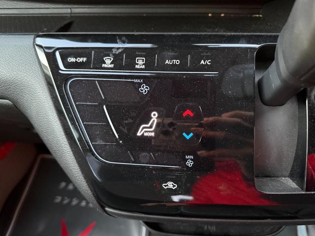 デイズ Ｘ　車検２年　衝突被害軽減ブレーキ　コーナーセンサー　スマートキー　アイドリングストップ　横滑り防止機能　日産純正ナビゲーション　アラウンドビューモニター　ＥＴＣ　ベンチシート　アルミホイール　保証あり（13枚目）