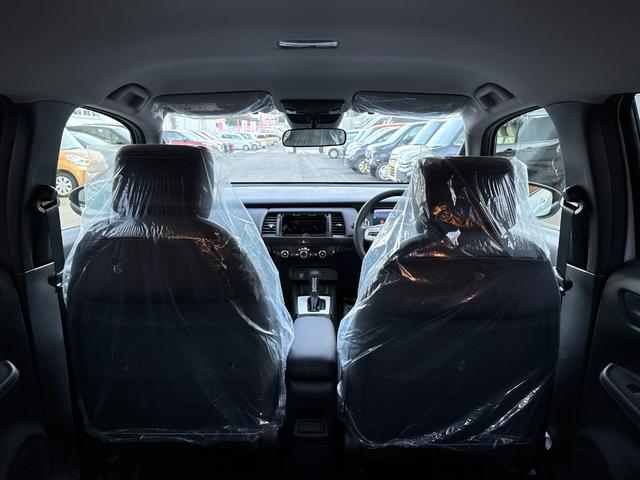 フィット ホーム　登録済未使用車　衝突被害軽減ブレーキ　スマートキー　コーナーセンサー　ＬＥＤヘッドライト　アダクティブクルーズコントロール　バックカメラ　電動格納ドアミラー　オートエアコン　横滑り防止機能（24枚目）