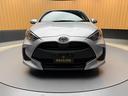 ヤリス Ｘ　車検２年　衝突被害軽減ブレーキ　コーナーセンサー　スマートキー　電動格納ドアミラー　ディスプレイオーディオ　ＥＴＣ　ＬＥＤヘッドライト　マニュアルエアコン　パワーウインドウ　オートハイビーム（6枚目）