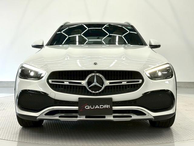 Ｃクラスステーションワゴン Ｃ２２０ｄ　４マチック　オールテレイン　パノラマルーフ／ホワイトレザー／レザーエクスクルーシブパッケージ／ディーラー整備車／純正大型ナビ／シートヒーター／パイロットアシスト／レーダーセーフティ／ＬＥＤアクティブヘッドライト／禁煙車（13枚目）