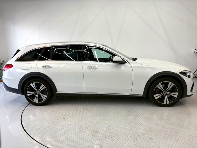 Ｃクラスステーションワゴン Ｃ２２０ｄ　４マチック　オールテレイン　パノラマルーフ／ホワイトレザー／レザーエクスクルーシブパッケージ／ディーラー整備車／純正大型ナビ／シートヒーター／パイロットアシスト／レーダーセーフティ／ＬＥＤアクティブヘッドライト／禁煙車（15枚目）