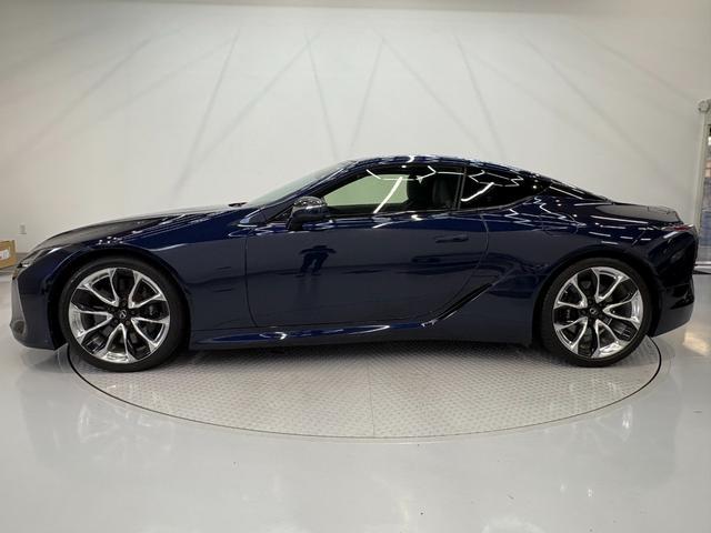 LC LC500 Sパッケージ V8モデル/カーボンルーフ/ハーフレザースポーツシート/シートヒーター・ベンチレーション/純正可変式スポーツマフラー/ブラックインテリア/LEDマトリクスライト/レーダーセーフティ/追従クルーズ(17枚目)
