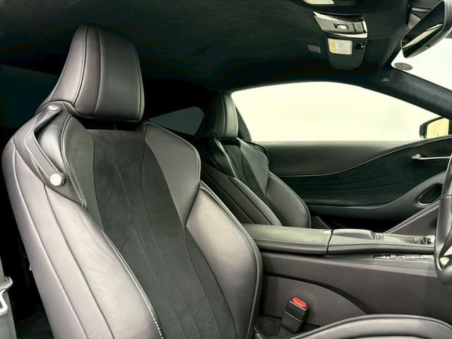 LC LC500 Sパッケージ V8モデル/カーボンルーフ/ハーフレザースポーツシート/シートヒーター・ベンチレーション/純正可変式スポーツマフラー/ブラックインテリア/LEDマトリクスライト/レーダーセーフティ/追従クルーズ(28枚目)