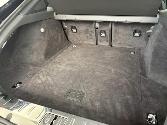 パナメーラ 4 スポーツツーリスモ パノラマルーフ/PASM/ブラックフルレザーシート/4点LEDデイライト/シートヒーター/レーダーセーフティ/クルーズコントロール/禁煙車/ディーラー整備車/社外TVチューナー/パワーバックドア(23枚目)