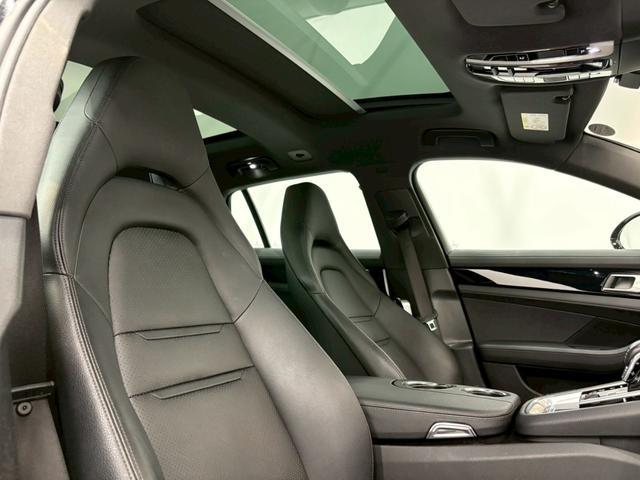 パナメーラ 4 スポーツツーリスモ パノラマルーフ/PASM/ブラックフルレザーシート/4点LEDデイライト/シートヒーター/レーダーセーフティ/クルーズコントロール/禁煙車/ディーラー整備車/社外TVチューナー/パワーバックドア(29枚目)