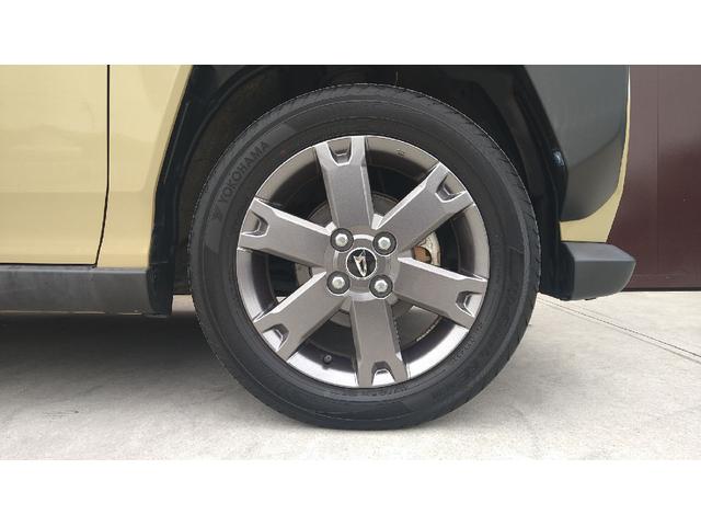 タフト Gターボ 社外ナビ フルセグTV Bカメラ ETC ガラスルーフ スマートキー シートヒーター スマートアシストIII 電動パーキングブレーキ クリアランスソナー LEDヘッドライト&フォグライト 純正15AW(13枚目)