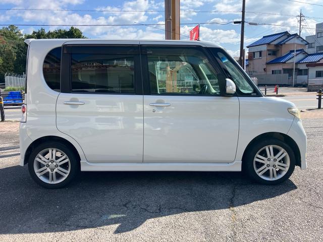 タント カスタムＲＳ　禁煙車！ナビＴＶ　スマートキー　電動スライドドア　アームレスト　オートＡＣ　盗難防止システム　衝突安全ボディ　車検２０２６年３月（4枚目）