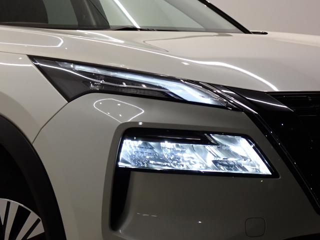 エクストレイル Ｘ　ｅ－４ＯＲＣＥ　純正９型ナビ・フルセグＴＶ・障害物センサー・エマージェンシーブレーキ・パワーシート・シートヒーター・ＬＥＤヘッドライト・スマートキー純正ＡＷ・バックカメラ・Ｂｌｕｅｔｏｏｔｈ・ＥＴＣ・ドラレコ（13枚目）