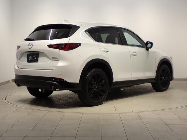 ＣＸ－５ ＸＤ　スポーツアピアランス　マツダコネクト・障害物センサー・全方位カメラ・パワーゲート・本革シート・パワーシート・シートヒーター／クーラー・ＬＥＤ・純正ＡＷ・純正メモリーナビ・フルセグ・Ｂｌｕｅｔｏｏｔｈ・ＥＴＣ・ドラレコ（8枚目）