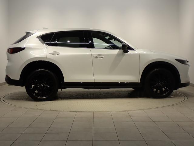 ＣＸ－５ ＸＤ　スポーツアピアランス　マツダコネクト・障害物センサー・全方位カメラ・パワーゲート・本革シート・パワーシート・シートヒーター／クーラー・ＬＥＤ・純正ＡＷ・純正メモリーナビ・フルセグ・Ｂｌｕｅｔｏｏｔｈ・ＥＴＣ・ドラレコ（42枚目）