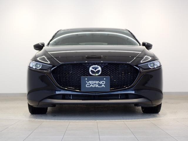 ＭＡＺＤＡ３ファストバック １５Ｓツーリング　マツダコネクト・全方位カメラ・フルセグＴＶ・障害物センサー・ワイヤレス充電・ＬＥＤヘッドライト・スマートキー・純正ＡＷ・純正ナビ・ＥＴＣ・Ｂｌｕｅｔｏｏｔｈ・ドライブレコーダー（9枚目）