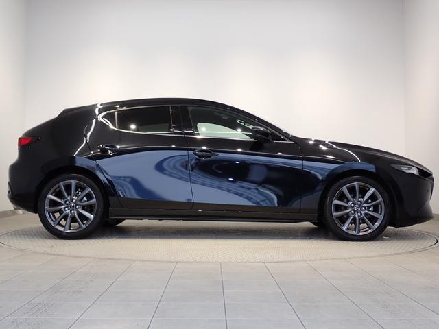 ＭＡＺＤＡ３ファストバック １５Ｓツーリング　マツダコネクト・全方位カメラ・フルセグＴＶ・障害物センサー・ワイヤレス充電・ＬＥＤヘッドライト・スマートキー・純正ＡＷ・純正ナビ・ＥＴＣ・Ｂｌｕｅｔｏｏｔｈ・ドライブレコーダー（38枚目）