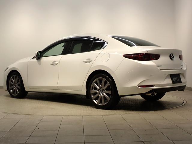 ＭＡＺＤＡ３セダン ２０Ｓプロアクティブ　全方位カメラ・ＣＤ／ＤＶＤ・フルセグＴＶ・マツダコネクト・障害物センサー・ＬＥＤヘッドライト・スマートキー・純正ＡＷ・Ｂｌｕｅｔｏｏｔｈ・ＥＴＣ・ドライブレコーダー（10枚目）
