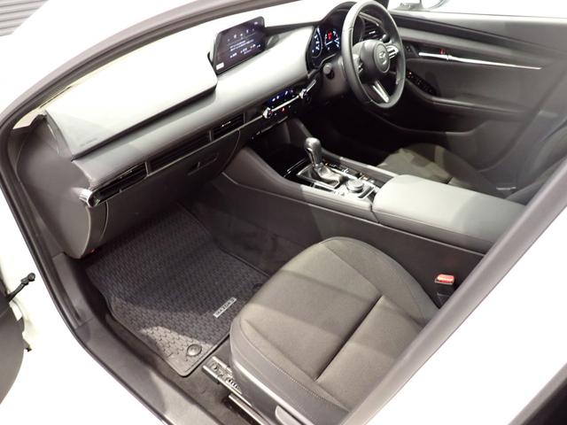 ＭＡＺＤＡ３セダン ２０Ｓプロアクティブ　全方位カメラ・ＣＤ／ＤＶＤ・フルセグＴＶ・マツダコネクト・障害物センサー・ＬＥＤヘッドライト・スマートキー・純正ＡＷ・Ｂｌｕｅｔｏｏｔｈ・ＥＴＣ・ドライブレコーダー（29枚目）