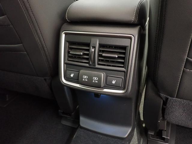 ＳＴＩエアロＰＫＧ・デジタルインナーミラー・サンルーフバイザー・４ＷＤ・アイサイト・障害物センサー・フロント／サイド／バックカメラ・パワーシート・シートヒーター・純正ナビ・フルセグ・ＥＴＣ・ドラレコ