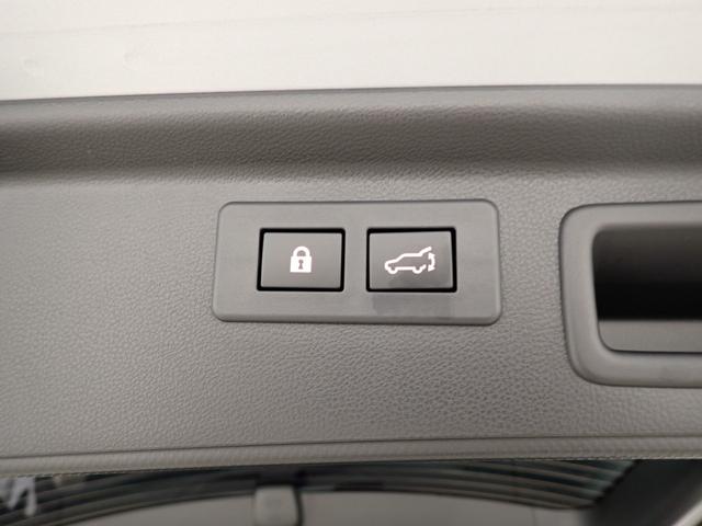 ＳＴＩエアロＰＫＧ・デジタルインナーミラー・サンルーフバイザー・４ＷＤ・アイサイト・障害物センサー・フロント／サイド／バックカメラ・パワーシート・シートヒーター・純正ナビ・フルセグ・ＥＴＣ・ドラレコ