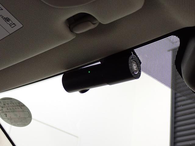 スカイライン ハイブリッド GT 全方位カメラ・フルセグTV・CD/DVD再生・エマージェンシーブレーキ・障害物センサー・パワーシート・LEDヘッドライト・スマートキー・純正AW・純正ナビ・Bluetooth・ETC・ドラレコ(23枚目)