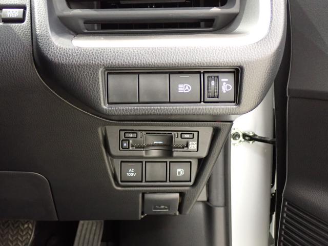 プリウス X トヨタセーフティセンス・障害物センサー・LEDヘッドライト・スマートキー・純正8インチディスプレイAD・バックカメラ・フルセグTV・Bluetooth・ETC・ドラレコ(21枚目)