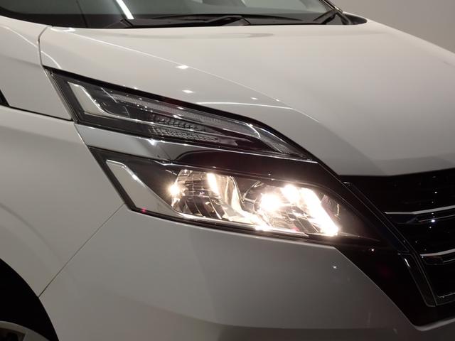 セレナ X エマージェンシーブレーキ・フルセグTV・CD再生・両側スライドドア・障害物センサー・スマートキー・純正ナビ・ブラインドスポットモニター・Bluetooth・ドライブレコーダー(13枚目)