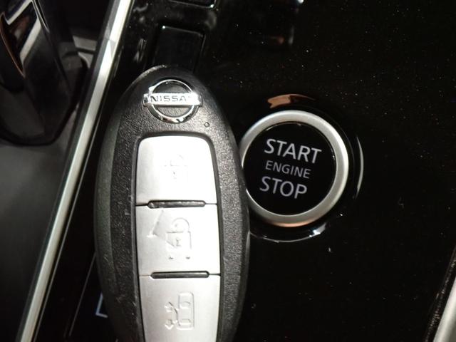 セレナ X エマージェンシーブレーキ・フルセグTV・CD再生・両側スライドドア・障害物センサー・スマートキー・純正ナビ・ブラインドスポットモニター・Bluetooth・ドライブレコーダー(14枚目)