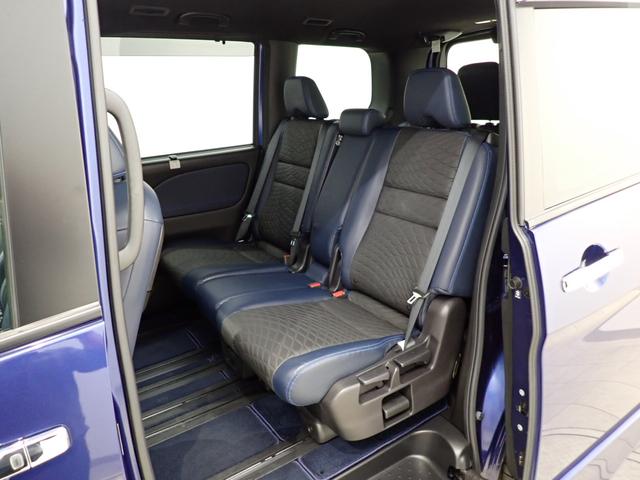 セレナ オーテック　スポーツスペック　インテリジェントセーフティ・プロパイロット・アラウンドビューカメラ・ＢＳＭ・パーキングアシスト・両側電動スライドドア・エマージェンシーブレーキ・障害物センサー・純正ＡＷ・ＣＤ／ＤＶＤ・ＥＴＣ・ドラレコ（28枚目）