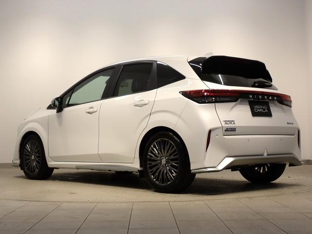 オーラ オーテック スポーツスペック 純正9インチナビ・プロパイロット・BOSEサウンド・フルセグTV・全方位カメラ・ワイヤレス充電・ETC2.0エマージェンシーブレーキ・障害物センサー・パワーシート・LED・純正AW・Bluetooth(11枚目)