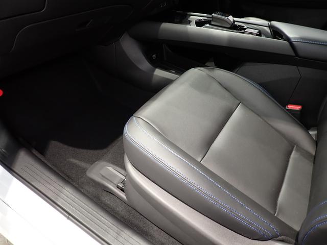 オーラ オーテック スポーツスペック 純正9インチナビ・プロパイロット・BOSEサウンド・フルセグTV・全方位カメラ・ワイヤレス充電・ETC2.0エマージェンシーブレーキ・障害物センサー・パワーシート・LED・純正AW・Bluetooth(32枚目)